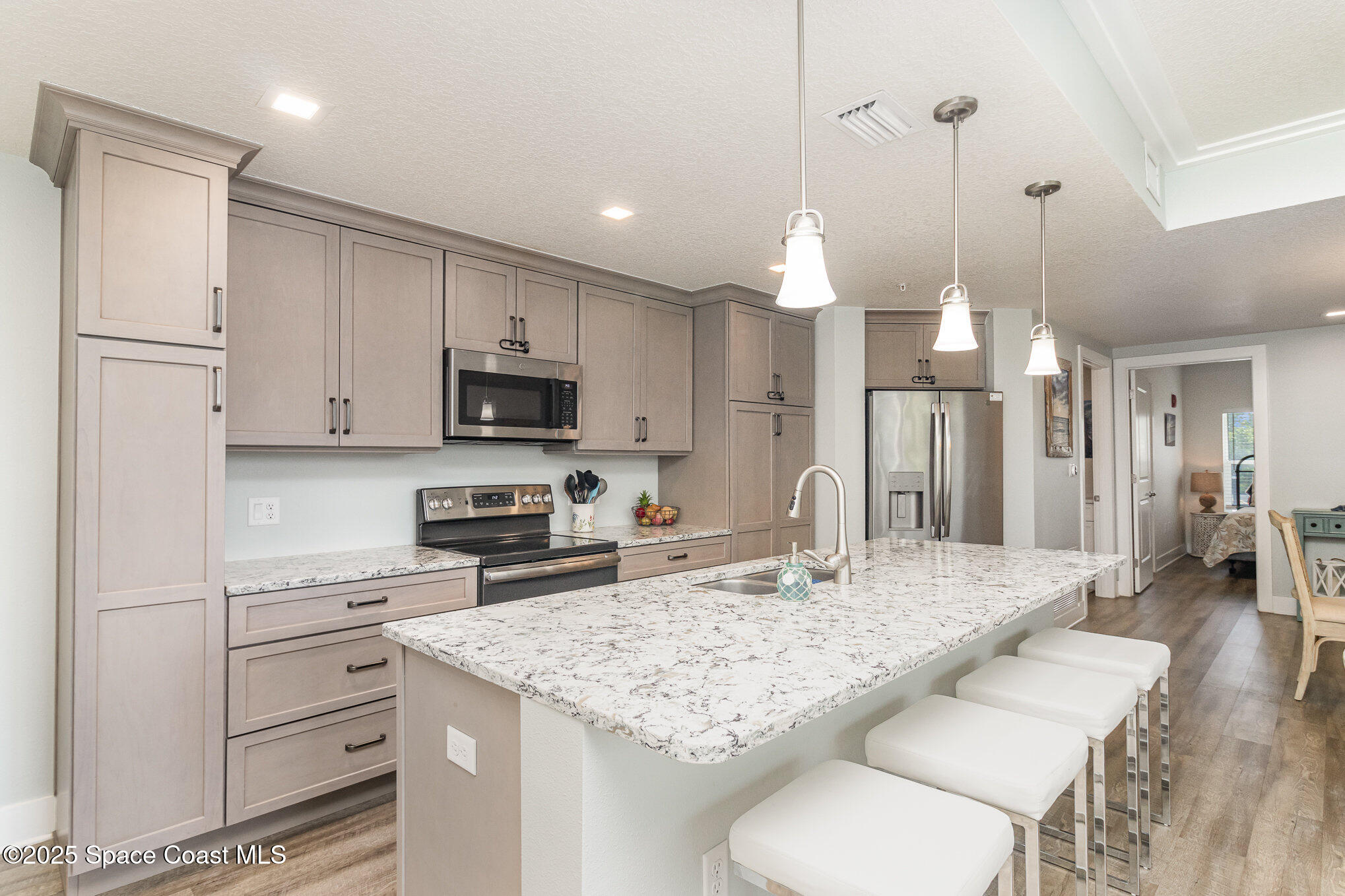 Cocoa Beach, Florida, 32931, United States, 2 Bedrooms Bedrooms, ,2 BathroomsBathrooms,Residential,For Sale,1975351