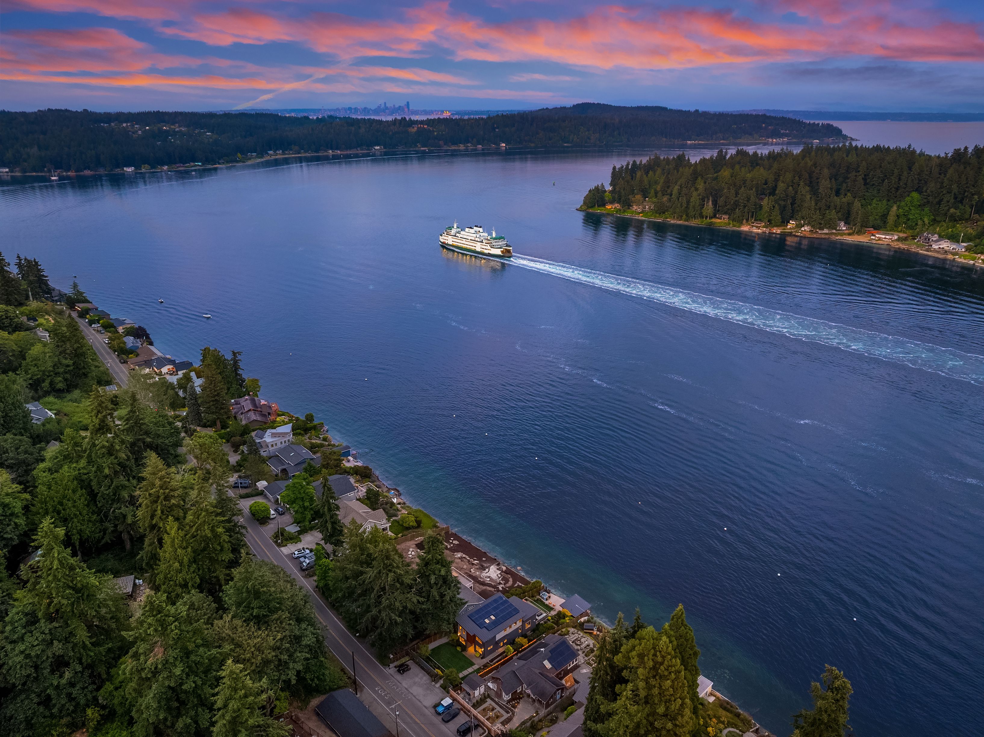  3154 Point White Drive Northeast, Bainbridge Island, WA 98110 - 物件實景