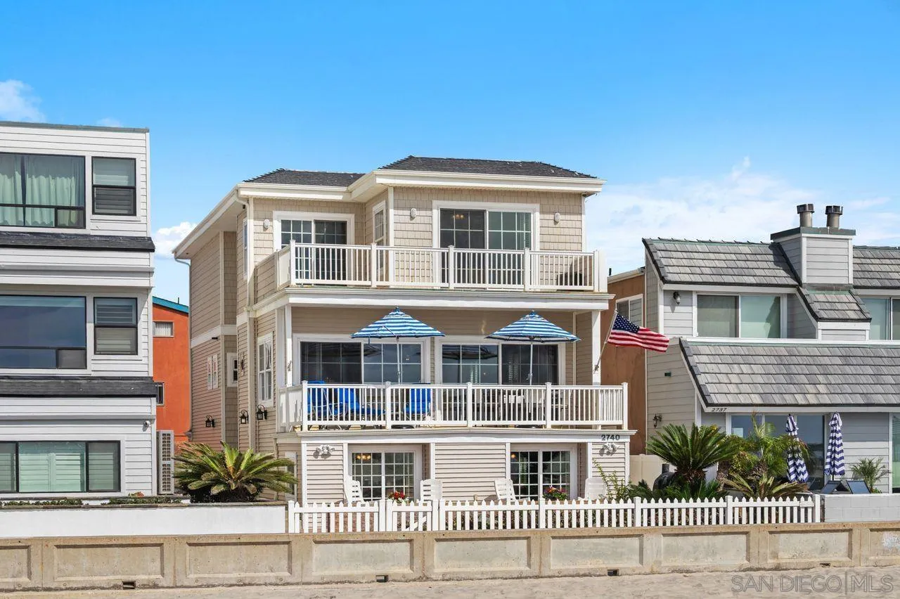 San Diego, California, 92109, United States, 4 Bedrooms Bedrooms, ,5 BathroomsBathrooms,Residential,For Sale,1951021