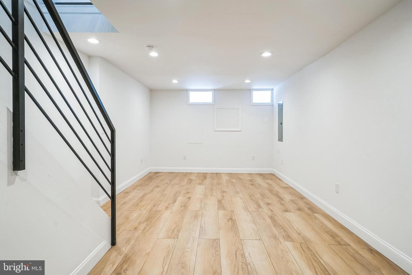 Philadelphia, Pennsylvania, 19130, United States, 4 Bedrooms Bedrooms, ,3 BathroomsBathrooms,Residential,For Sale,1949976