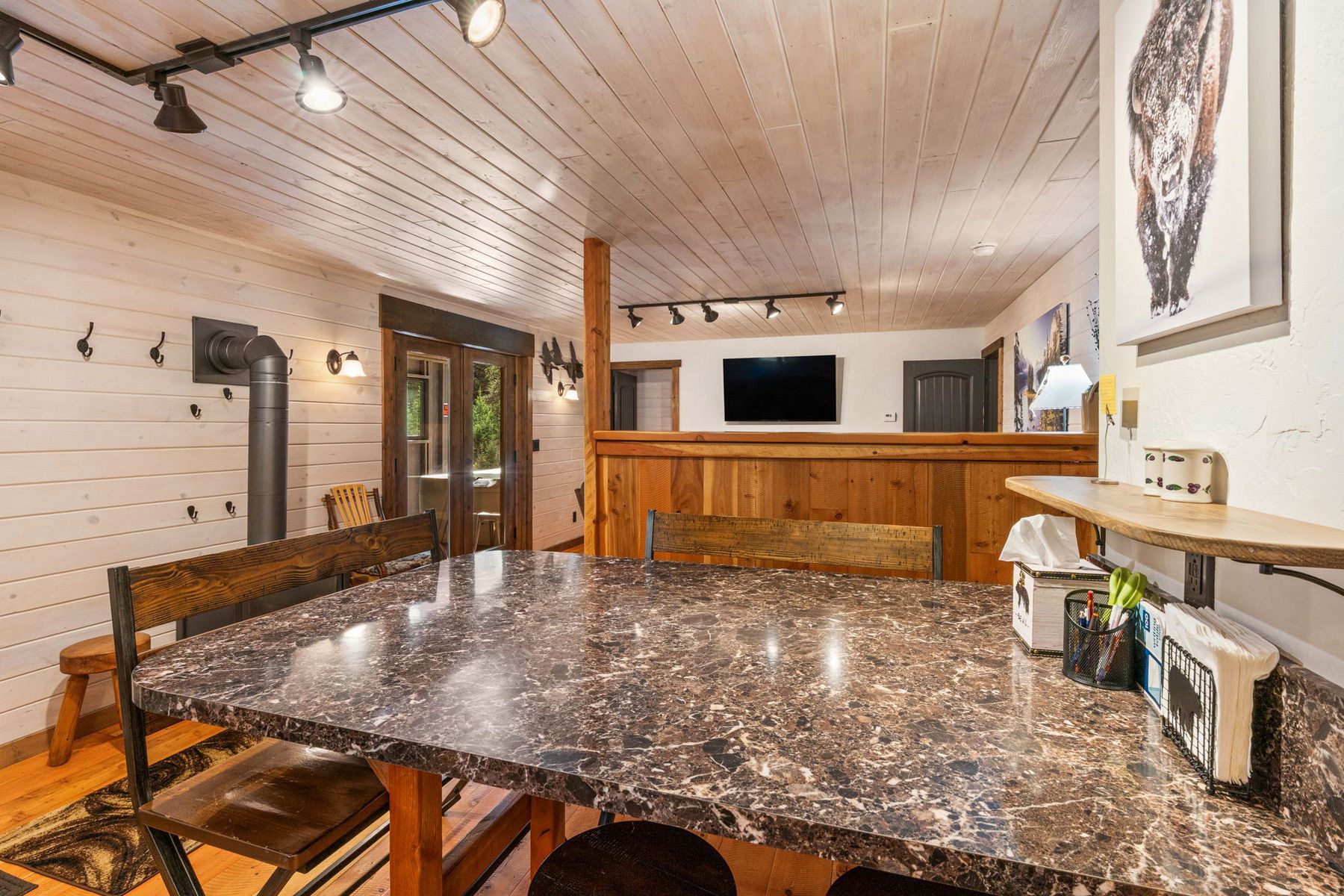  708 US Highway 212 W - 物件實景