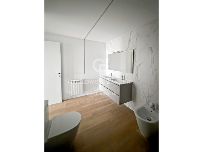Lugo, Galicia, ES, 4 Bedrooms Bedrooms, ,4 BathroomsBathrooms,Residential,For Sale,1785425