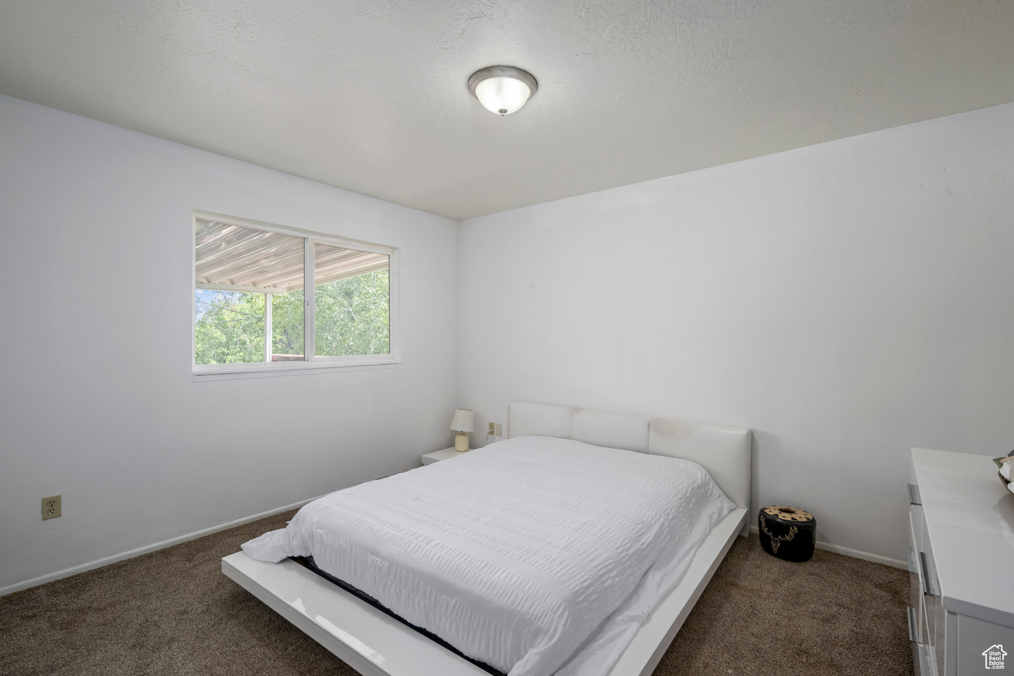 West Valley City, Utah, 84120, United States, 5 Bedrooms Bedrooms, ,2 BathroomsBathrooms,Residential,For Sale,1906860