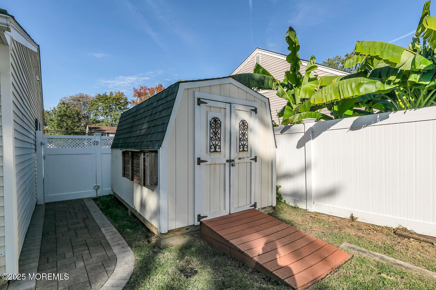 Hazlet, New Jersey, 07730, United States, 3 Bedrooms Bedrooms, ,2 BathroomsBathrooms,Residential,For Sale,1973734