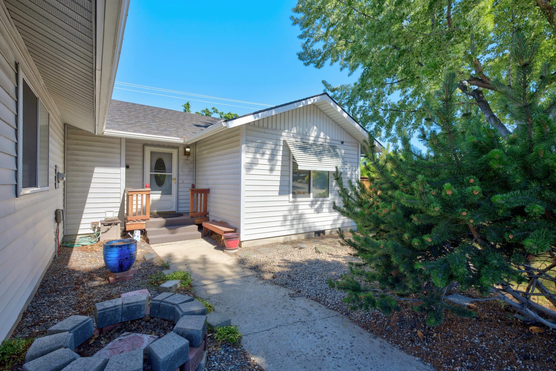  854 SW 23rd Court Redmond, OR 97756 - 物件實景