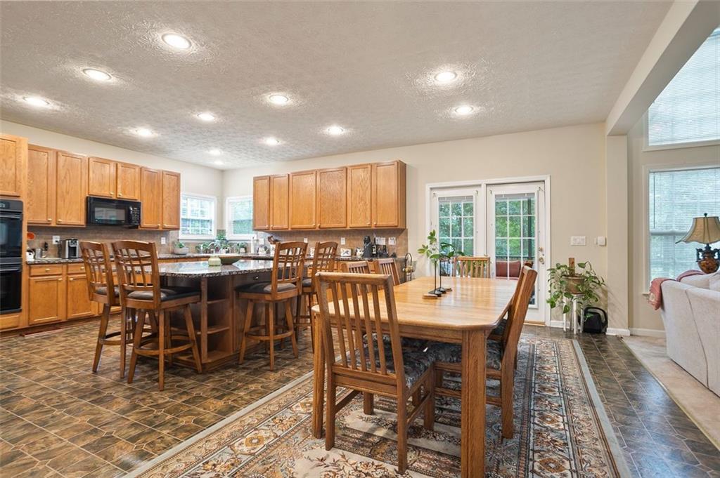 Covington, Georgia, 30014, United States, 5 Bedrooms Bedrooms, ,5 BathroomsBathrooms,Residential,For Sale,2003102