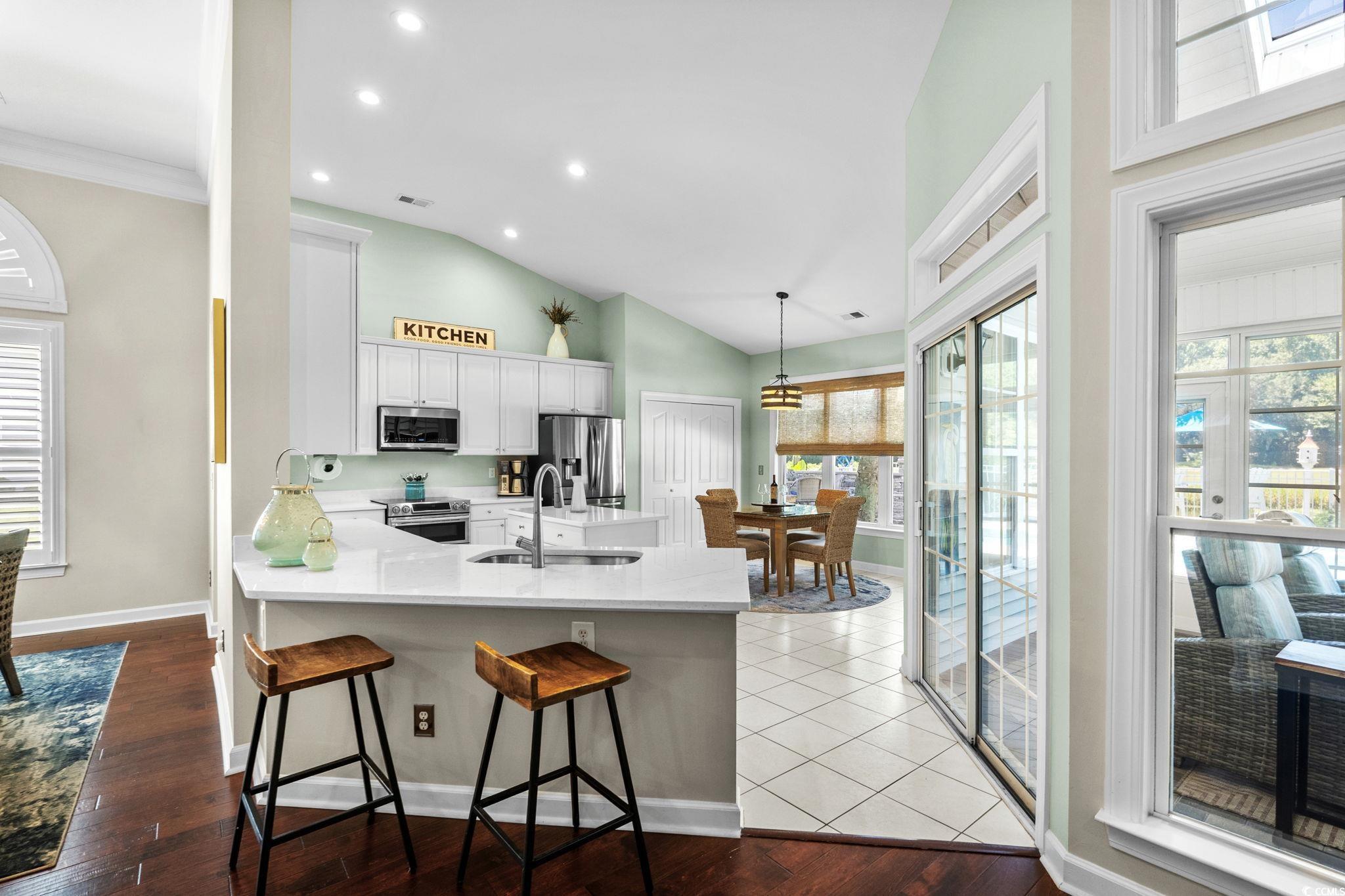 North Myrtle Beach, South Carolina, 29582, United States, 3 Bedrooms Bedrooms, ,2 BathroomsBathrooms,Residential,For Sale,1931330
