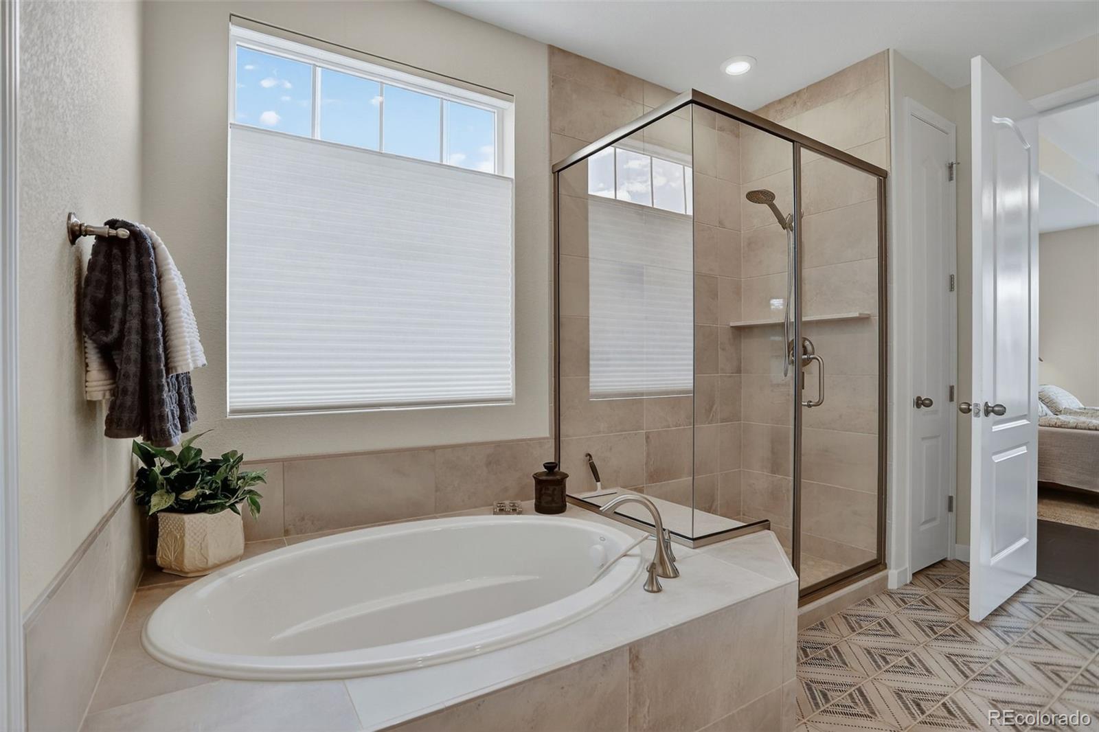 Thornton, Colorado, 80602, United States, 3 Bedrooms Bedrooms, ,1 BathroomBathrooms,Residential,For Sale,1912001