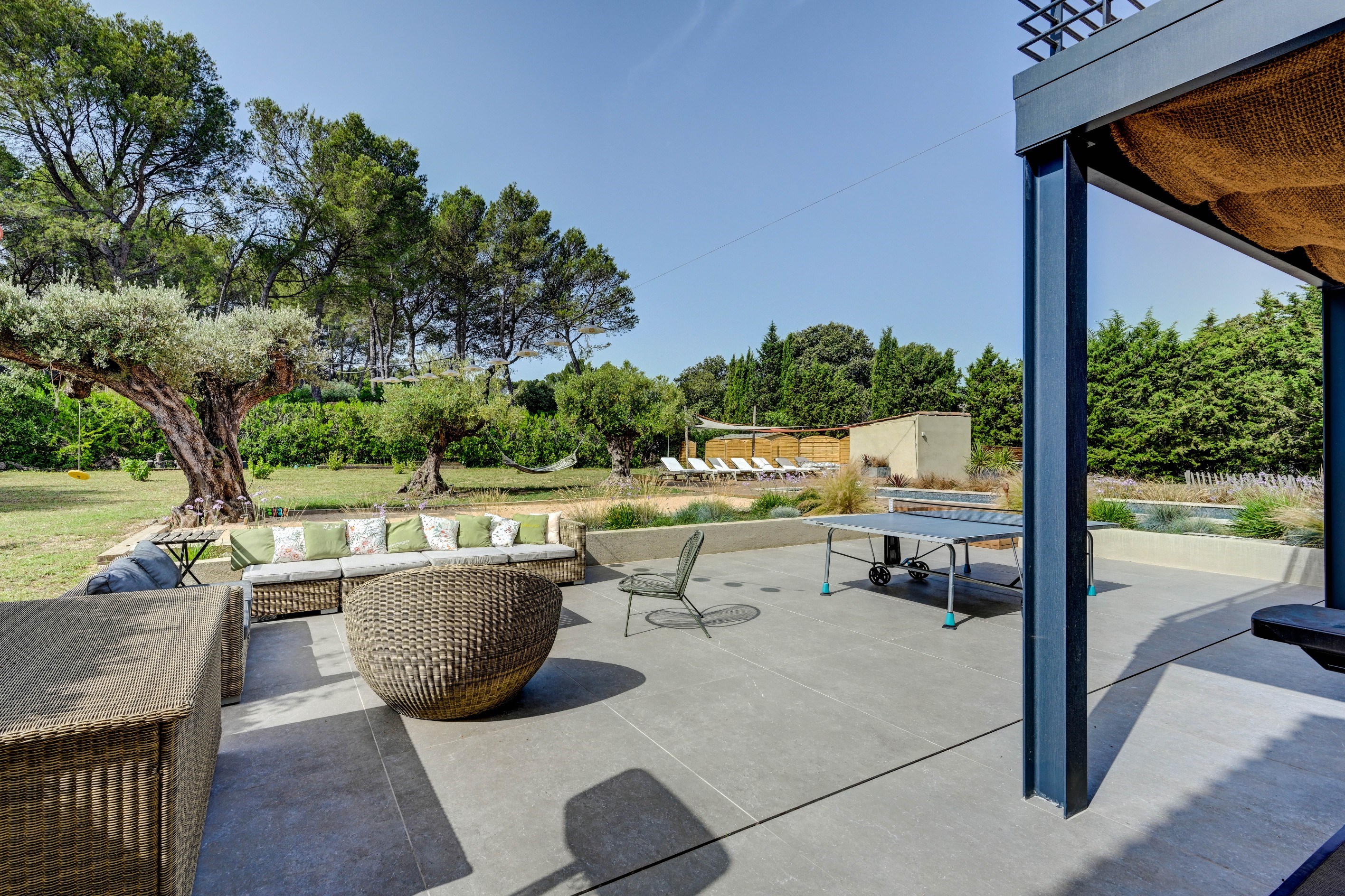  Exceptional Contemporary Proprety with view - 物件實景