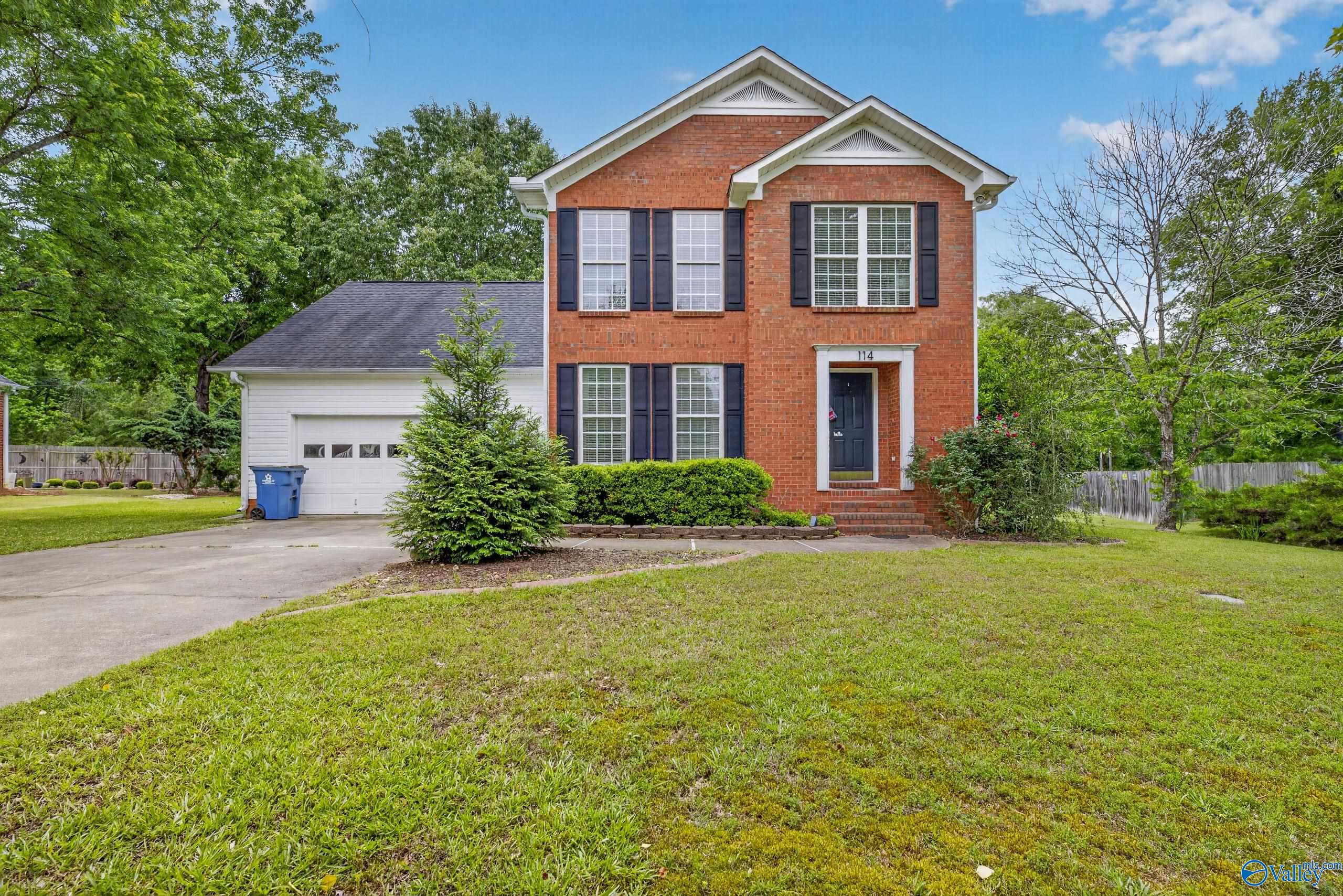 Royal Troon Dr, Rainbow City, AL 35906