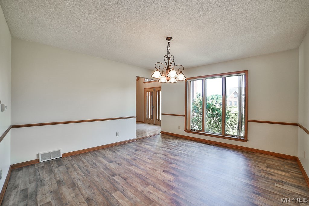 Grand Island, New York, 14072, United States, 4 Bedrooms Bedrooms, ,4 BathroomsBathrooms,Residential,For Sale,1899364