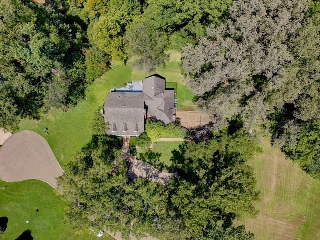 Vicksburg, Mississippi, 39183, United States, 4 Bedrooms Bedrooms, ,4 BathroomsBathrooms,Residential,For Sale,1919653