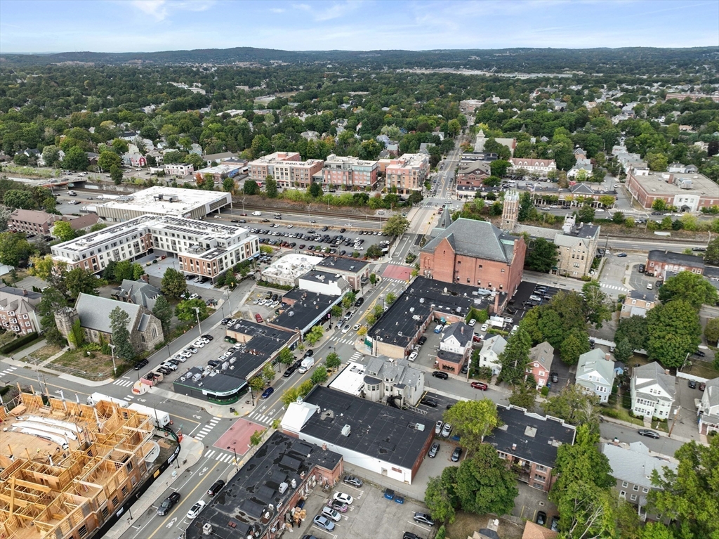 Newton, Massachusetts, 02460, United States, 5 Bedrooms Bedrooms, ,5 BathroomsBathrooms,Residential,For Sale,1743380