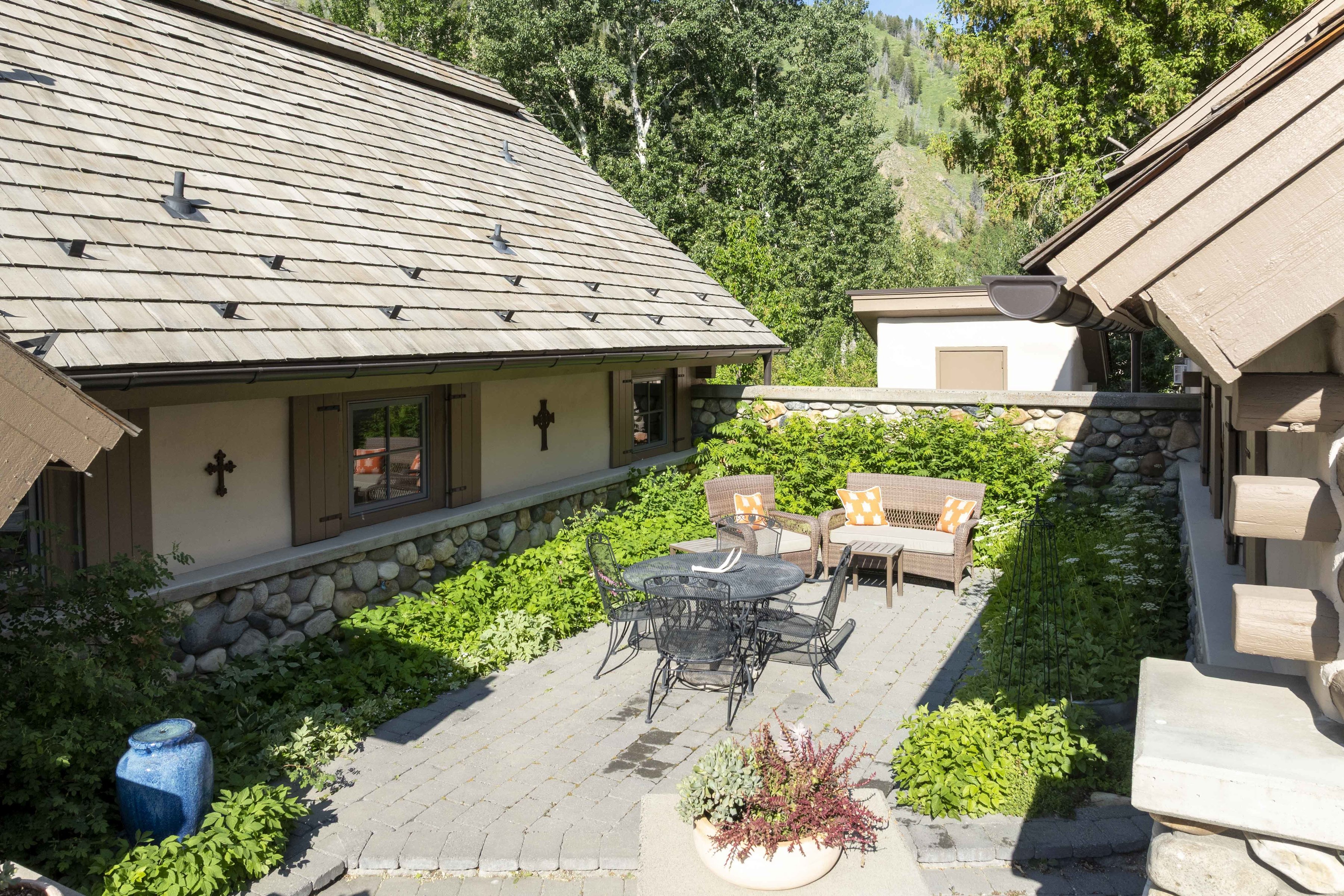  Rustic Warmth and Contemporary Touches Create An Idyllic Sun Valley Area Estate - 物件實景
