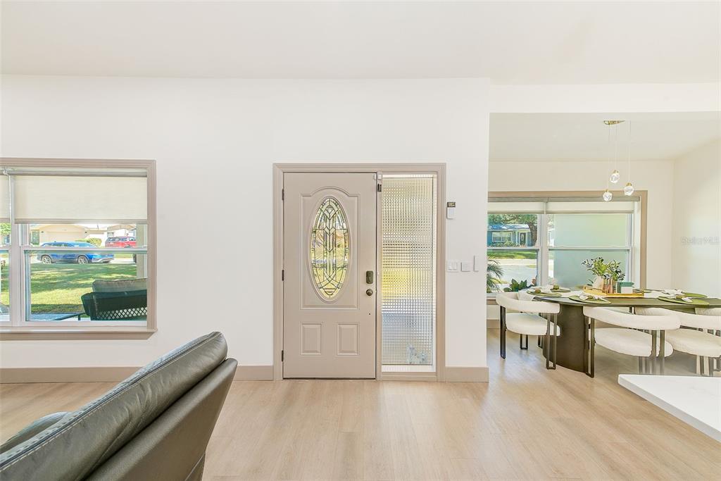 Largo, Florida, 33771, United States, 3 Bedrooms Bedrooms, ,2 BathroomsBathrooms,Residential,For Sale,1991349