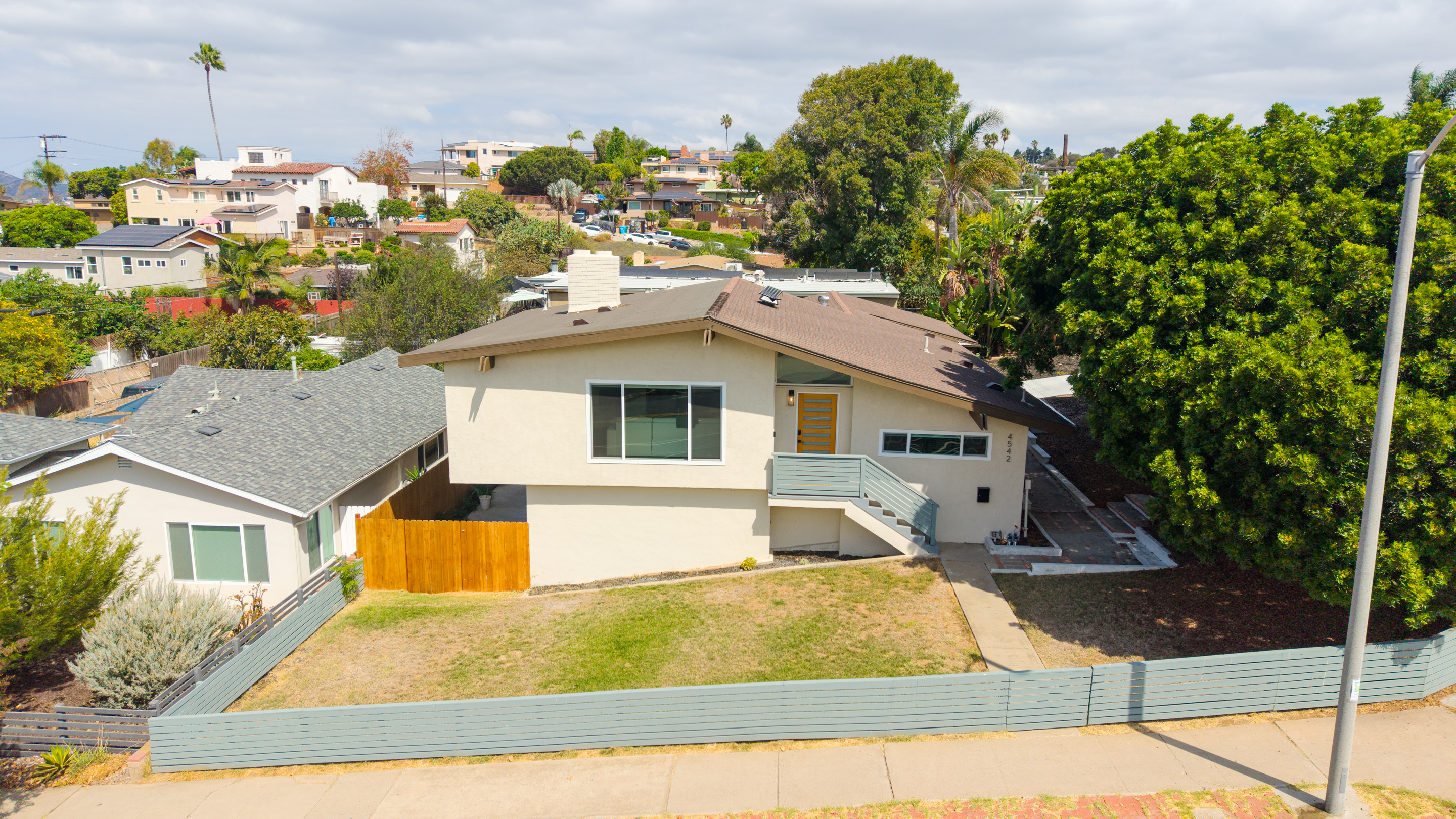  4542 Milton Street, San Diego, CA 92110 - 物件實景