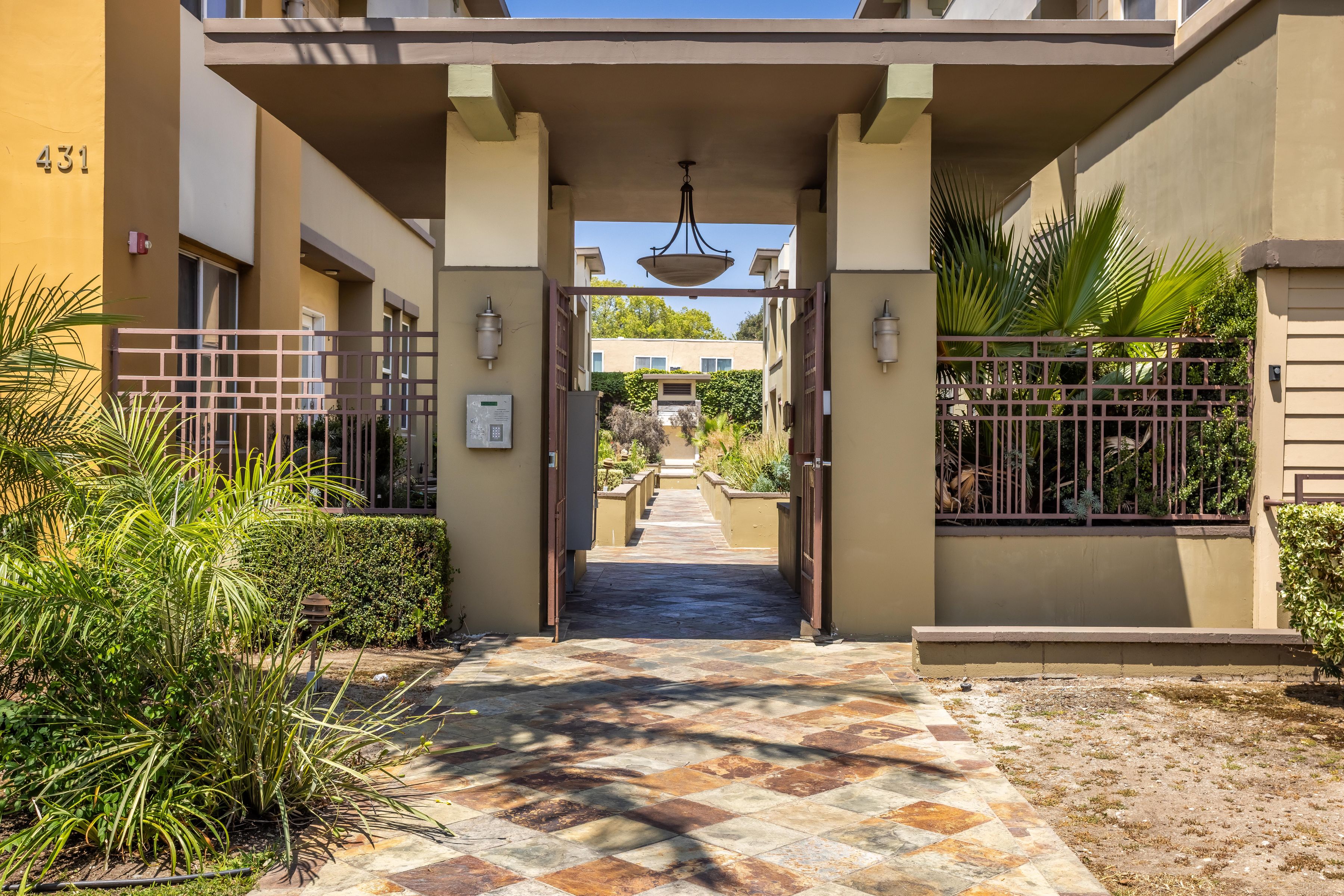  Modern Pasadena Townhome with Private 2-Car Garage - 物件實景