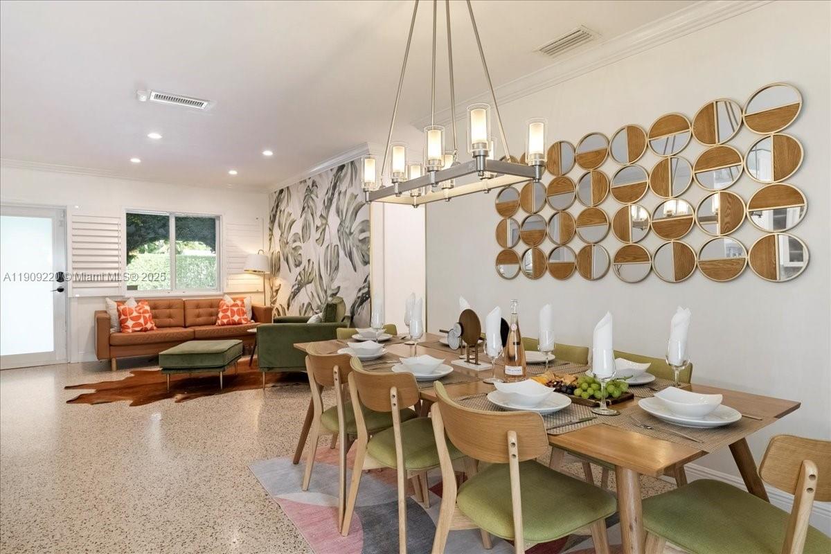 Miami, Florida, 33145, United States, 3 Bedrooms Bedrooms, ,2 BathroomsBathrooms,Residential,For Sale,1987524