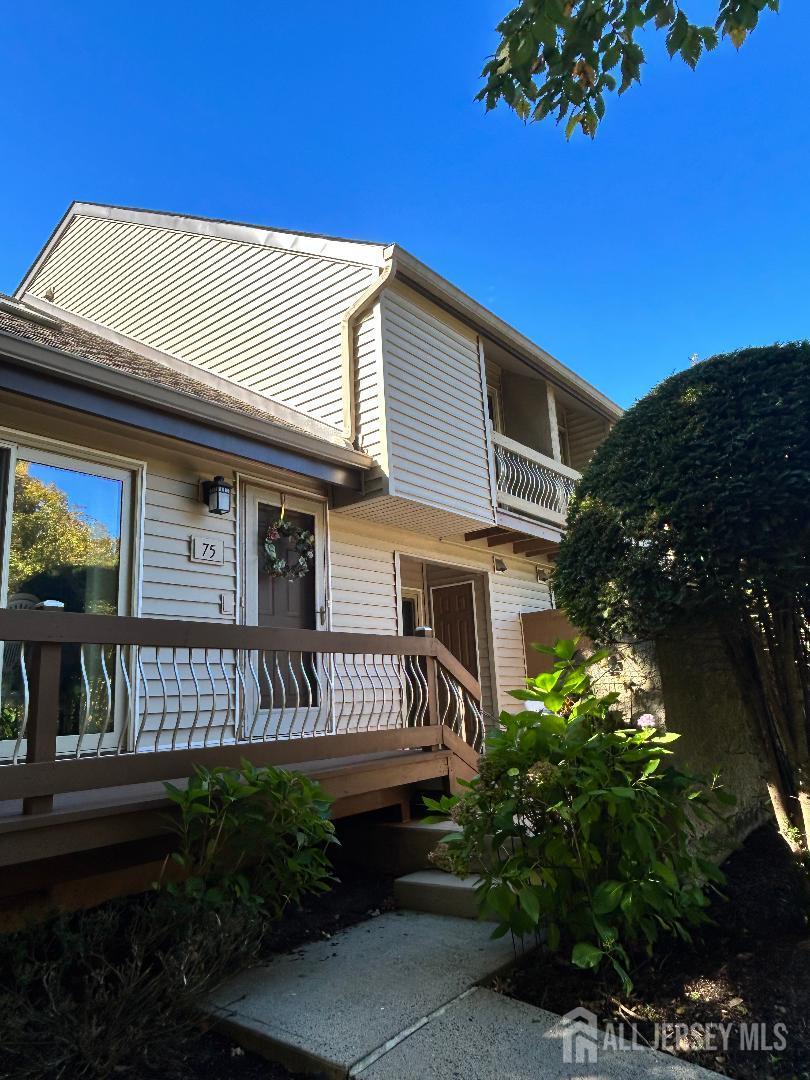 Edison, New Jersey, 08820, United States, 2 Bedrooms Bedrooms, ,3 BathroomsBathrooms,Residential,For Sale,1991890