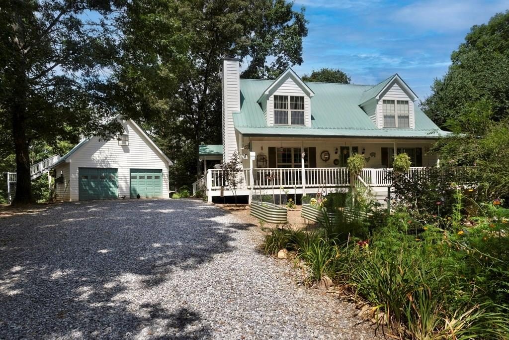 Blairsville, Georgia, 30512, United States, 3 Bedrooms Bedrooms, ,3 BathroomsBathrooms,Residential,For Sale,1889630