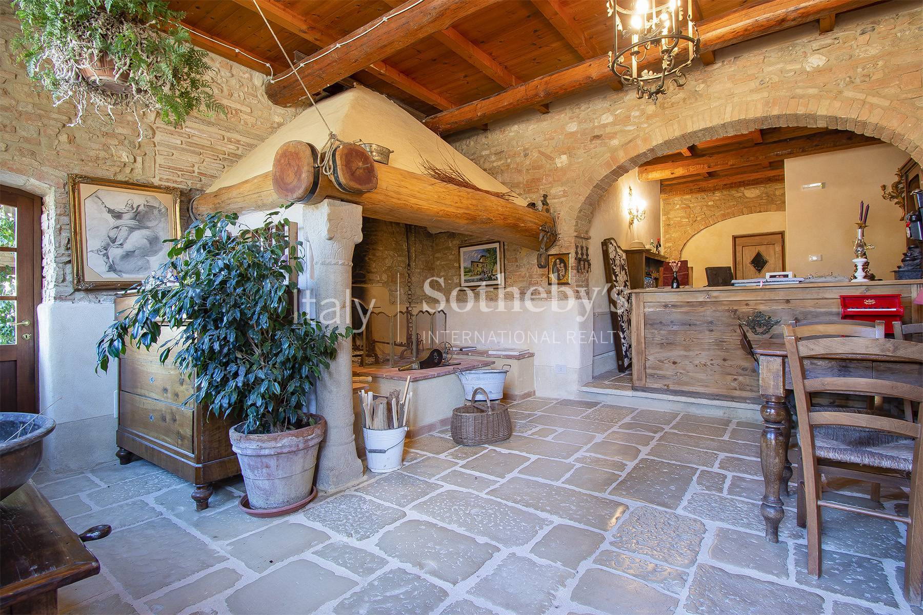  Small restored hamlet in the heart of Chianti - 物件實景