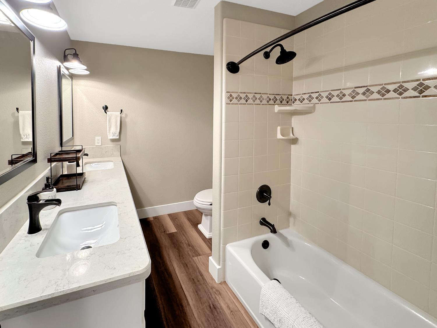 Colfax, California, 95713, United States, 5 Bedrooms Bedrooms, ,3 BathroomsBathrooms,Residential,For Sale,2002832