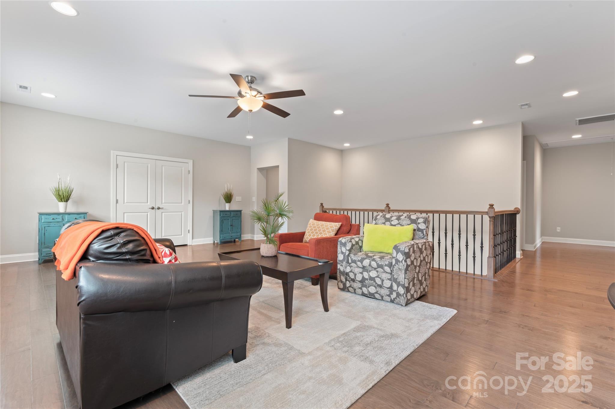 Fort Mill, South Carolina, 29707, United States, 5 Bedrooms Bedrooms, ,6 BathroomsBathrooms,Residential,For Sale,1982874