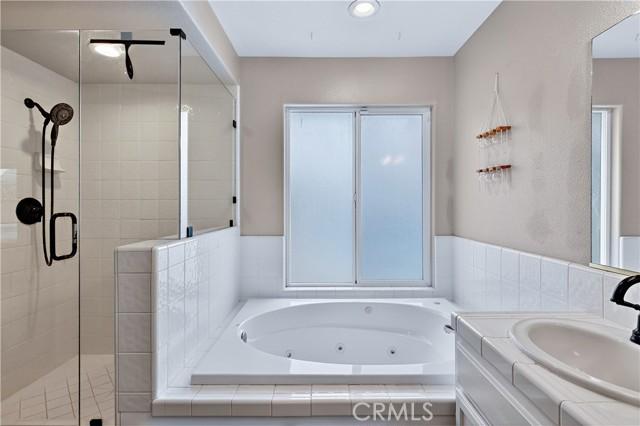 Merced, California, 95340, United States, 5 Bedrooms Bedrooms, ,3 BathroomsBathrooms,Residential,For Sale,2012352