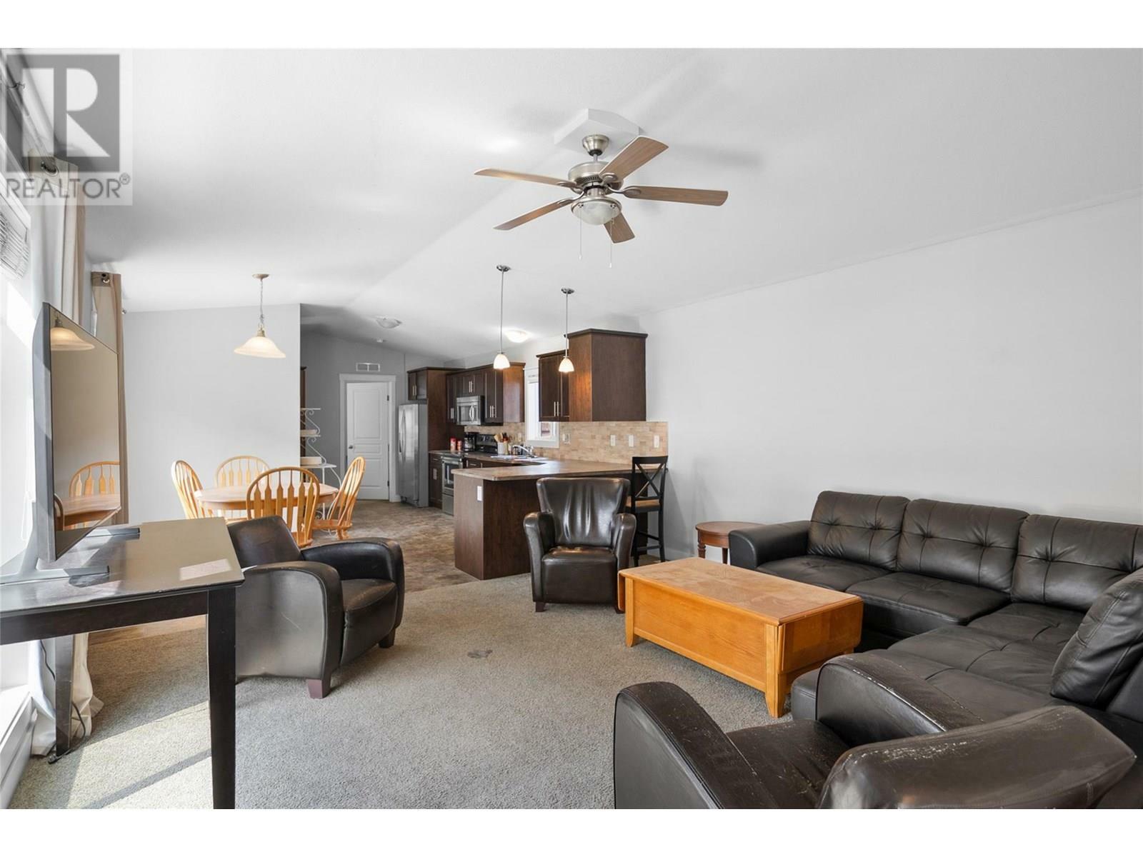 REVELSTOKE, British Columbia, V0E 2S1, CA, 2 Bedrooms Bedrooms, ,2 BathroomsBathrooms,Residential,For Sale,1874403