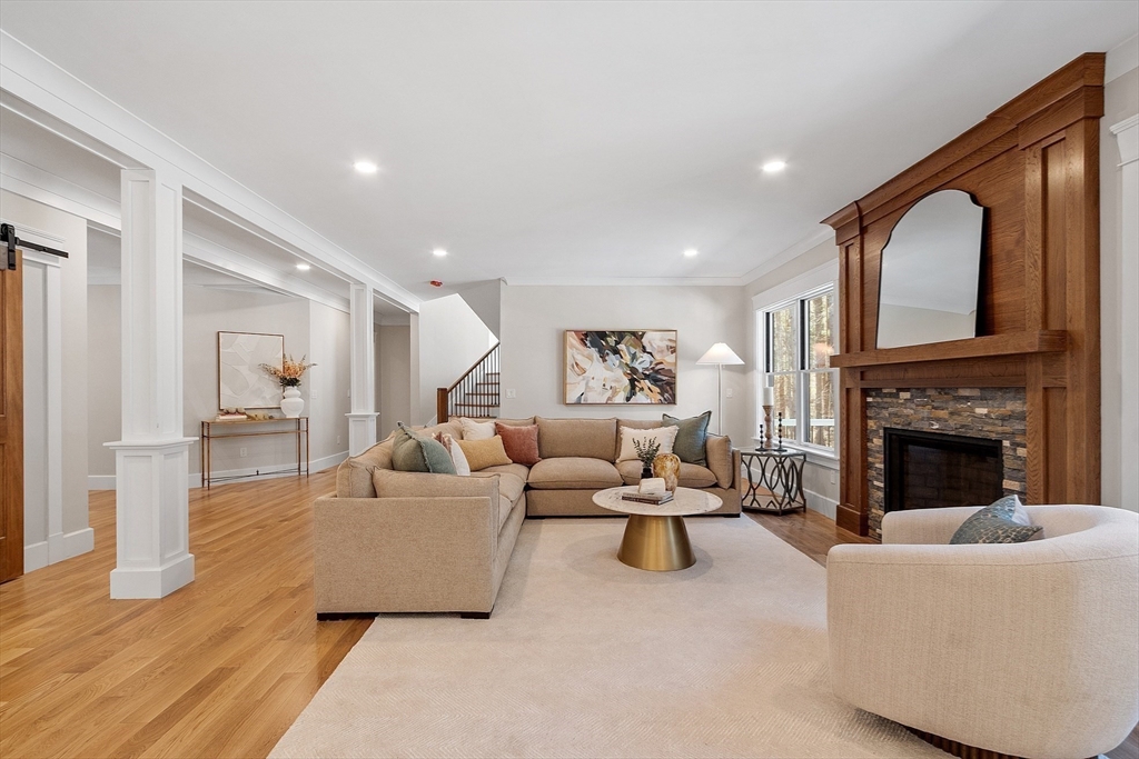 Carlisle, Massachusetts, 01741, United States, 5 Bedrooms Bedrooms, ,6 BathroomsBathrooms,Residential,For Sale,1792781