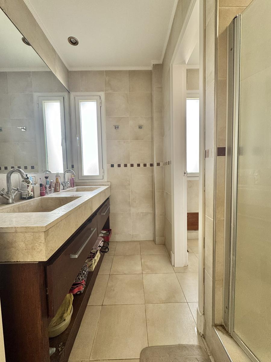 Godoy Cruz, AR-M, AR, 5 Bedrooms Bedrooms, ,4 BathroomsBathrooms,Residential,For Sale,1961859