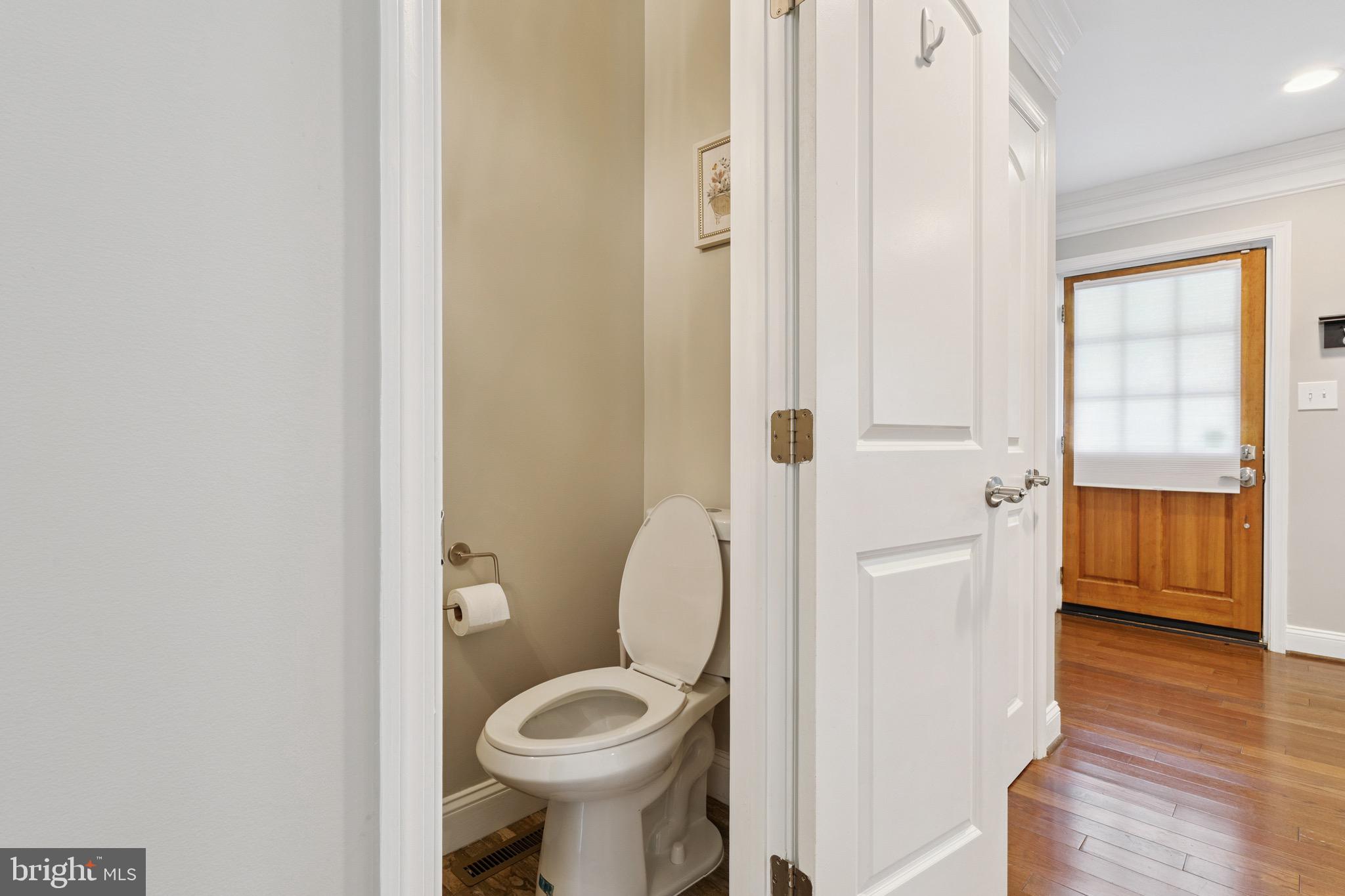 Washington, District of Columbia, 20011, United States, 3 Bedrooms Bedrooms, ,4 BathroomsBathrooms,Residential,For Sale,1935527