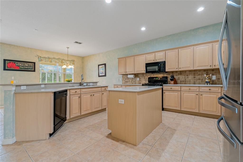 Tampa, Florida, 33647, United States, 4 Bedrooms Bedrooms, ,3 BathroomsBathrooms,Residential,For Sale,1906632