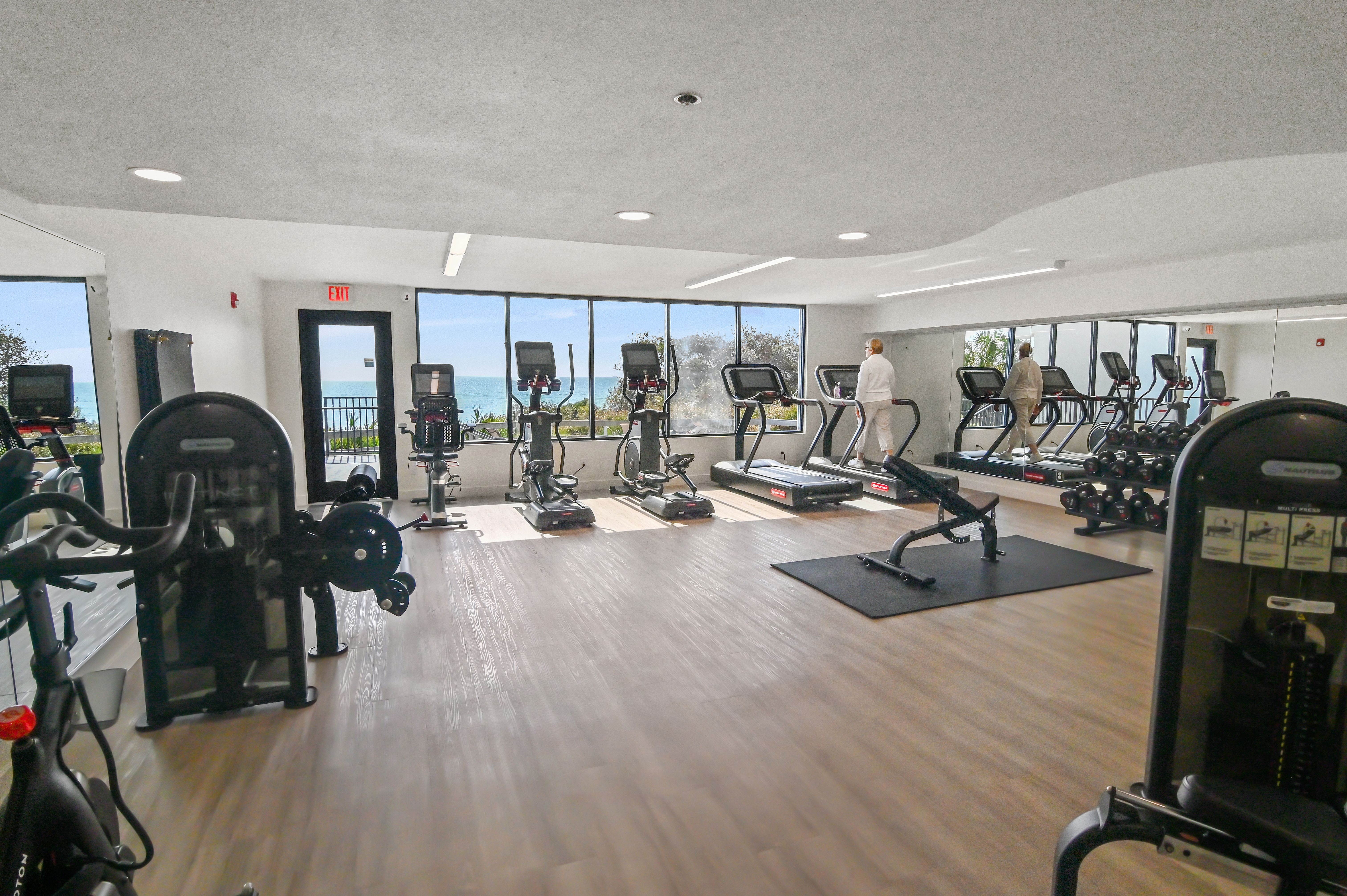 Rare Side-Porch Gulf-Front Condo In Seagrove Beach - 物件實景