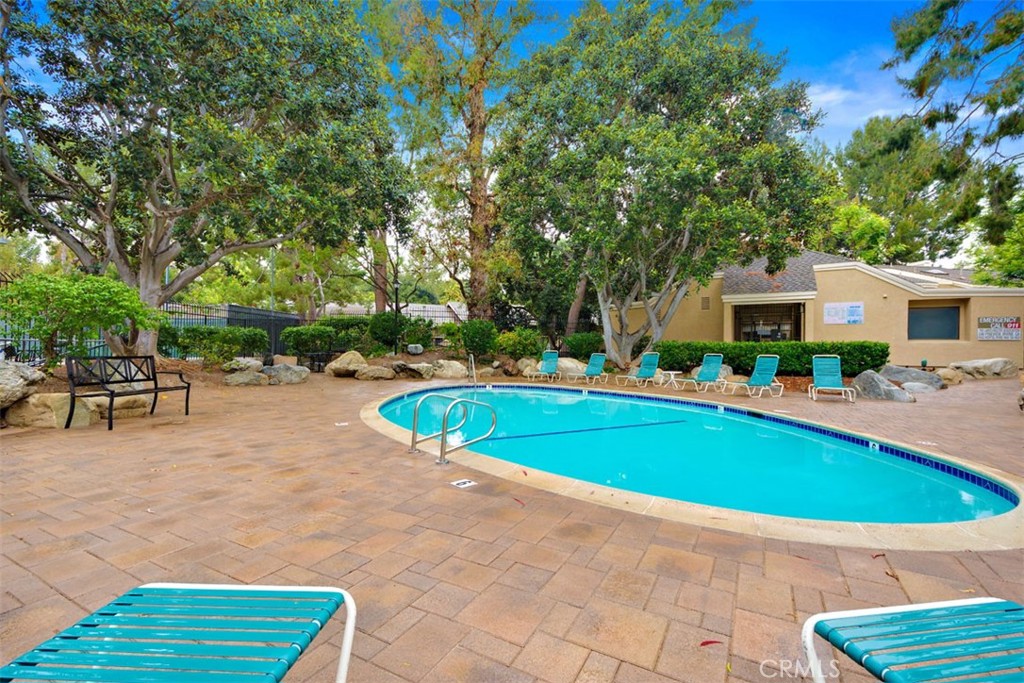 Irvine, California, 92620, United States, 1 Bedroom Bedrooms, ,2 BathroomsBathrooms,Residential,For Sale,1906882