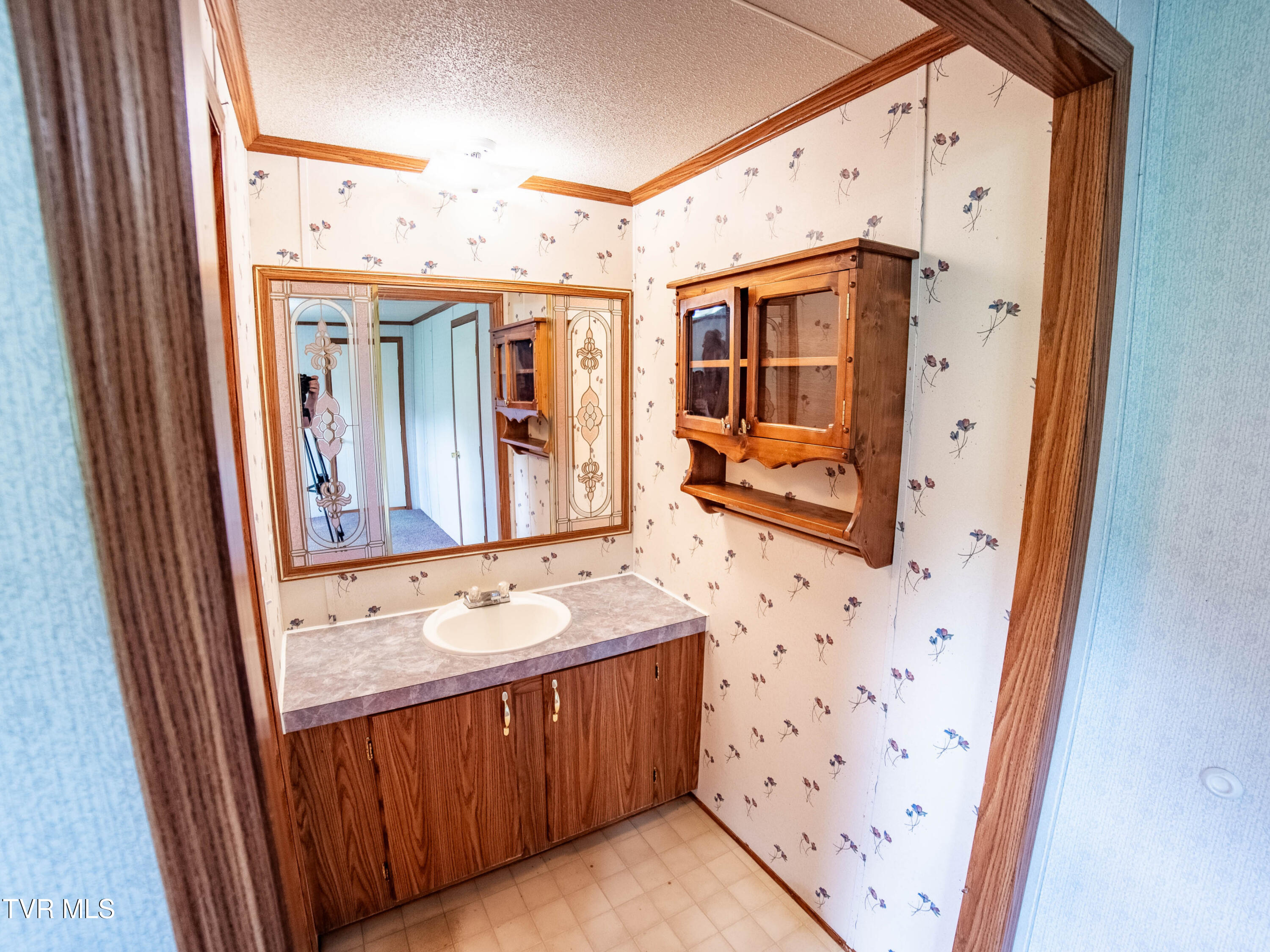 Surgoinsville, Tennessee, 37873, United States, 3 Bedrooms Bedrooms, ,3 BathroomsBathrooms,Residential,For Sale,1937059