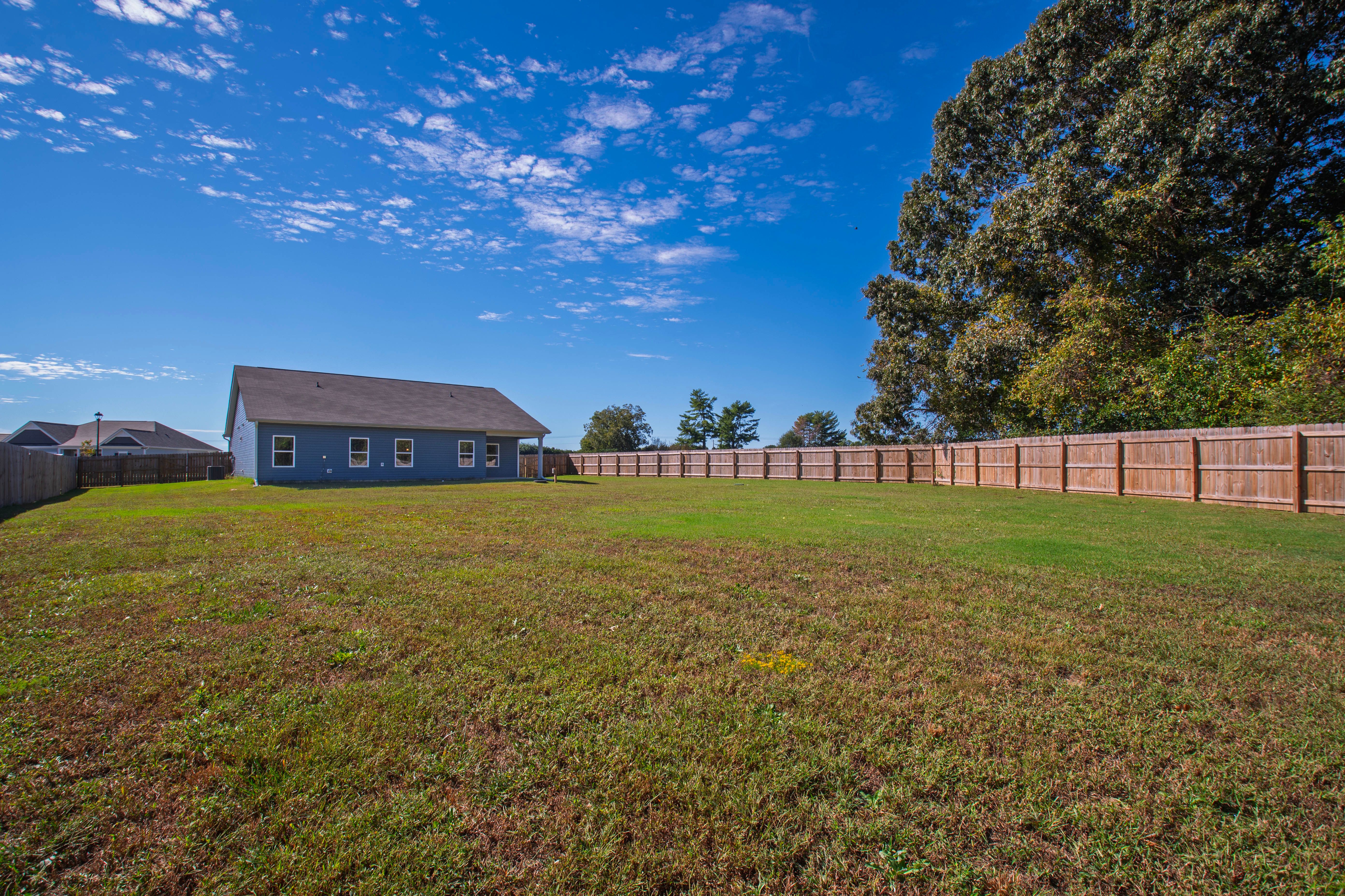  220 Citizens Court, Four Oaks, NC 27524 - 物件實景