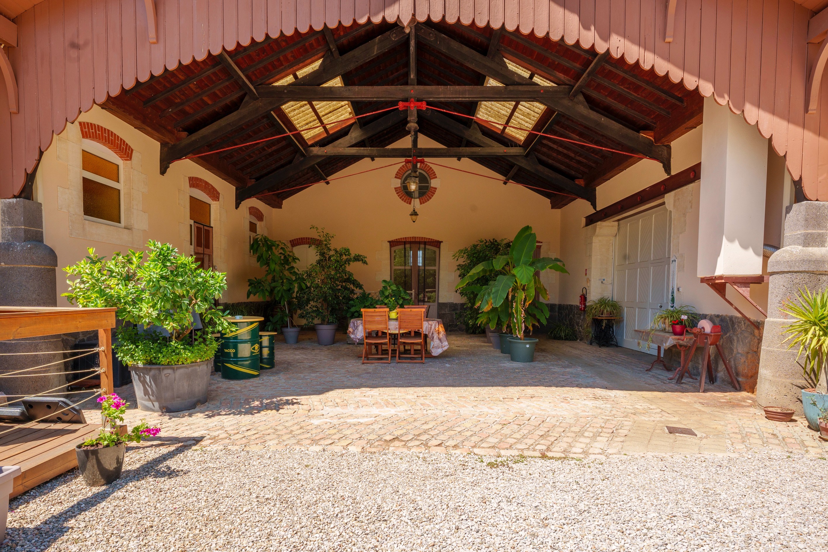  Close to the Mediterranean, a perfect family property for a tourism business... - 物件實景
