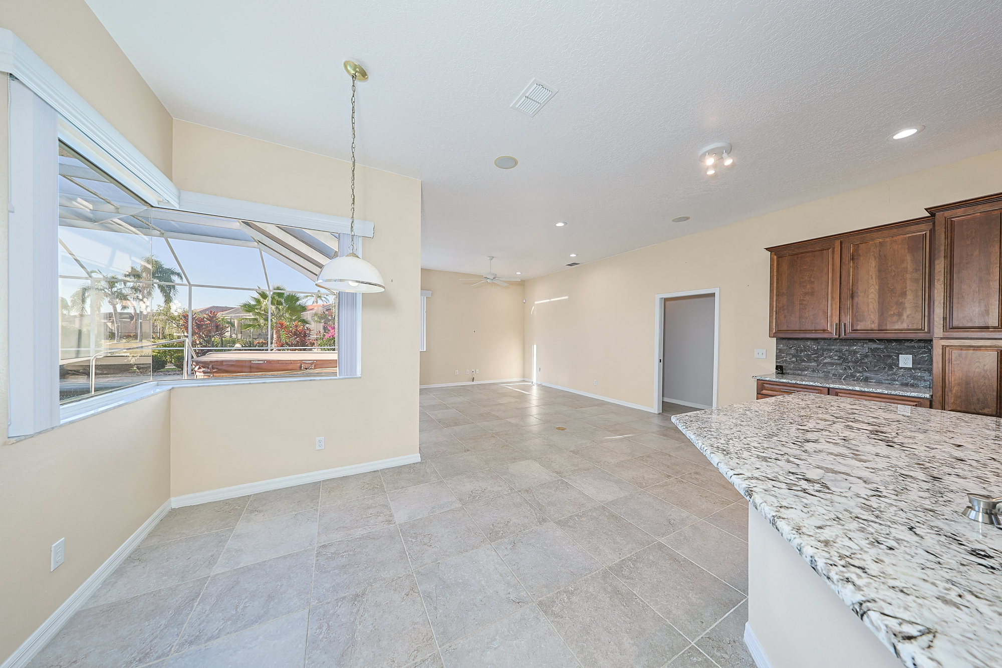 Sun City Center, Florida, 33573, United States, 3 Bedrooms Bedrooms, ,3 BathroomsBathrooms,Residential,For Sale,1985673