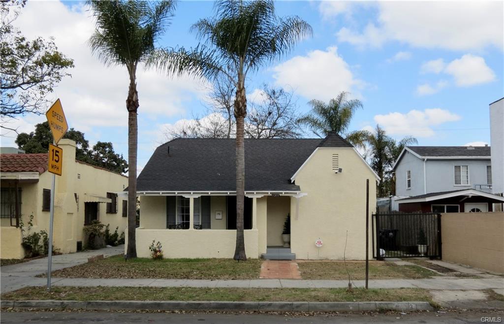 Los Angeles, California, 90044, United States, 3 Bedrooms Bedrooms, ,2 BathroomsBathrooms,Residential,For Sale,1899668