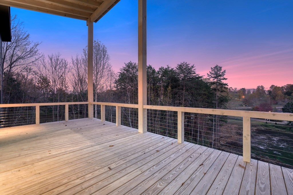 Hayesville, North Carolina, 28904, United States, 3 Bedrooms Bedrooms, ,4 BathroomsBathrooms,Residential,For Sale,1839913