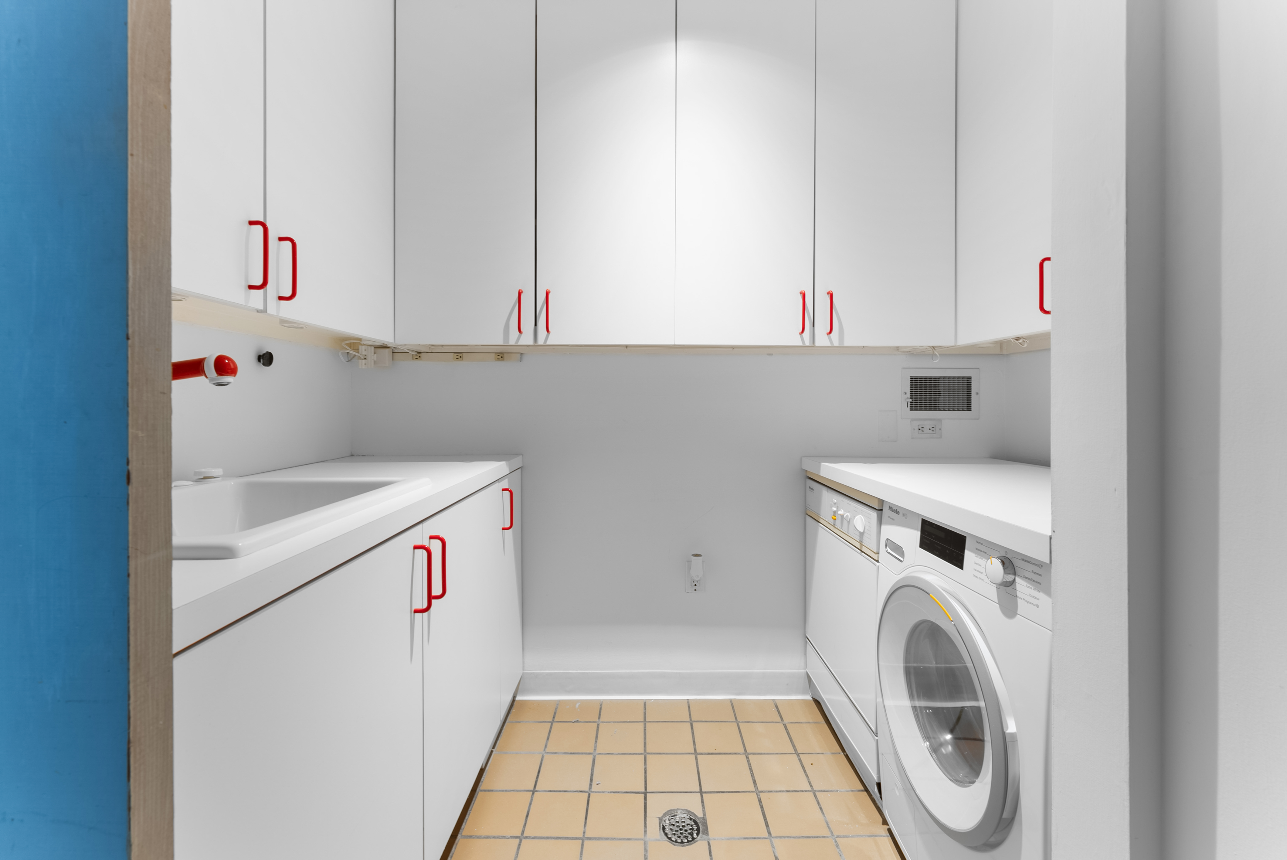  1336 Moyer Road, Newport News, VA 23608 - 物件實景