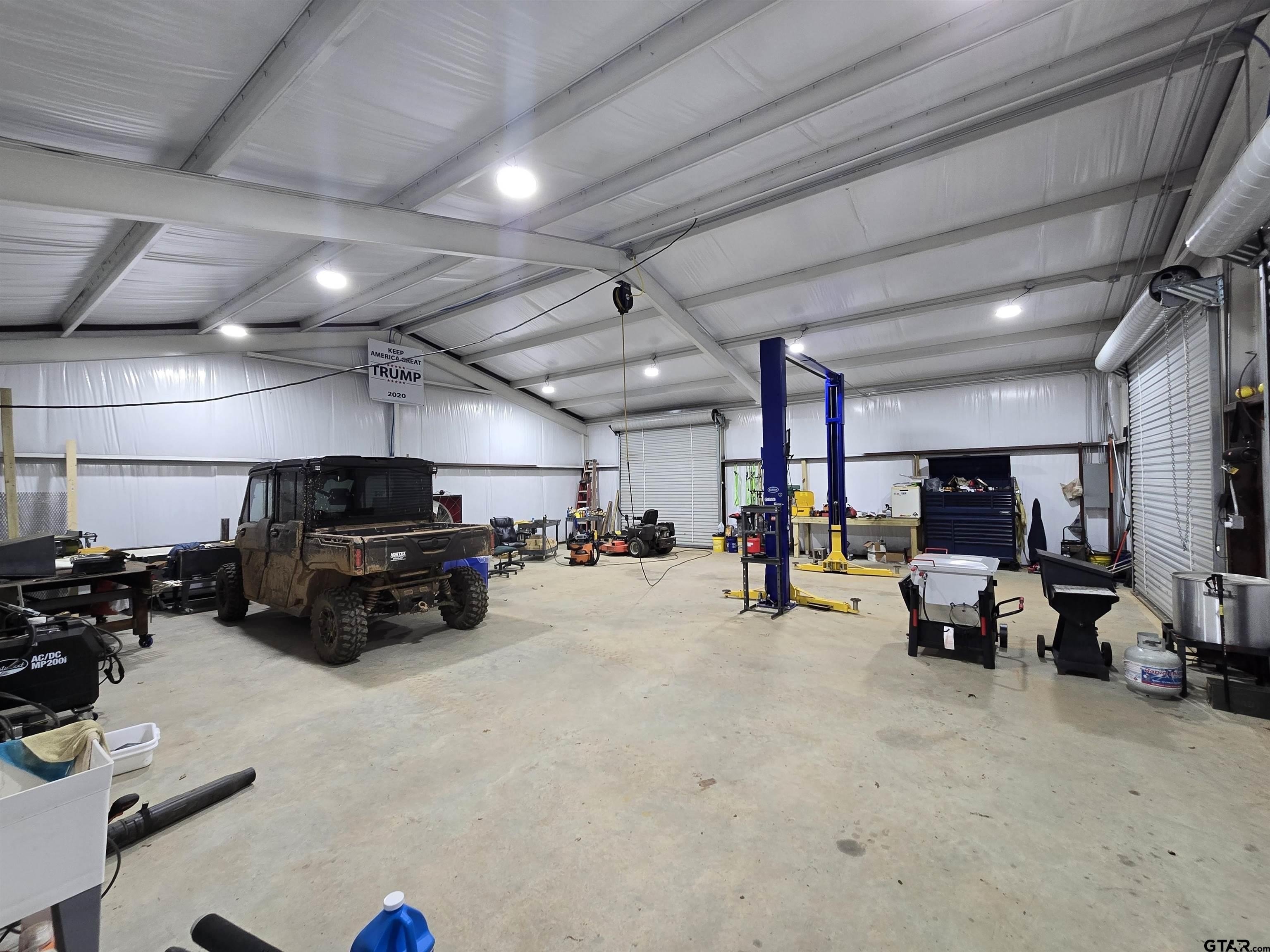 Hughes Springs, Texas, 75656, United States, 4 Bedrooms Bedrooms, ,3 BathroomsBathrooms,Residential,For Sale,1974783