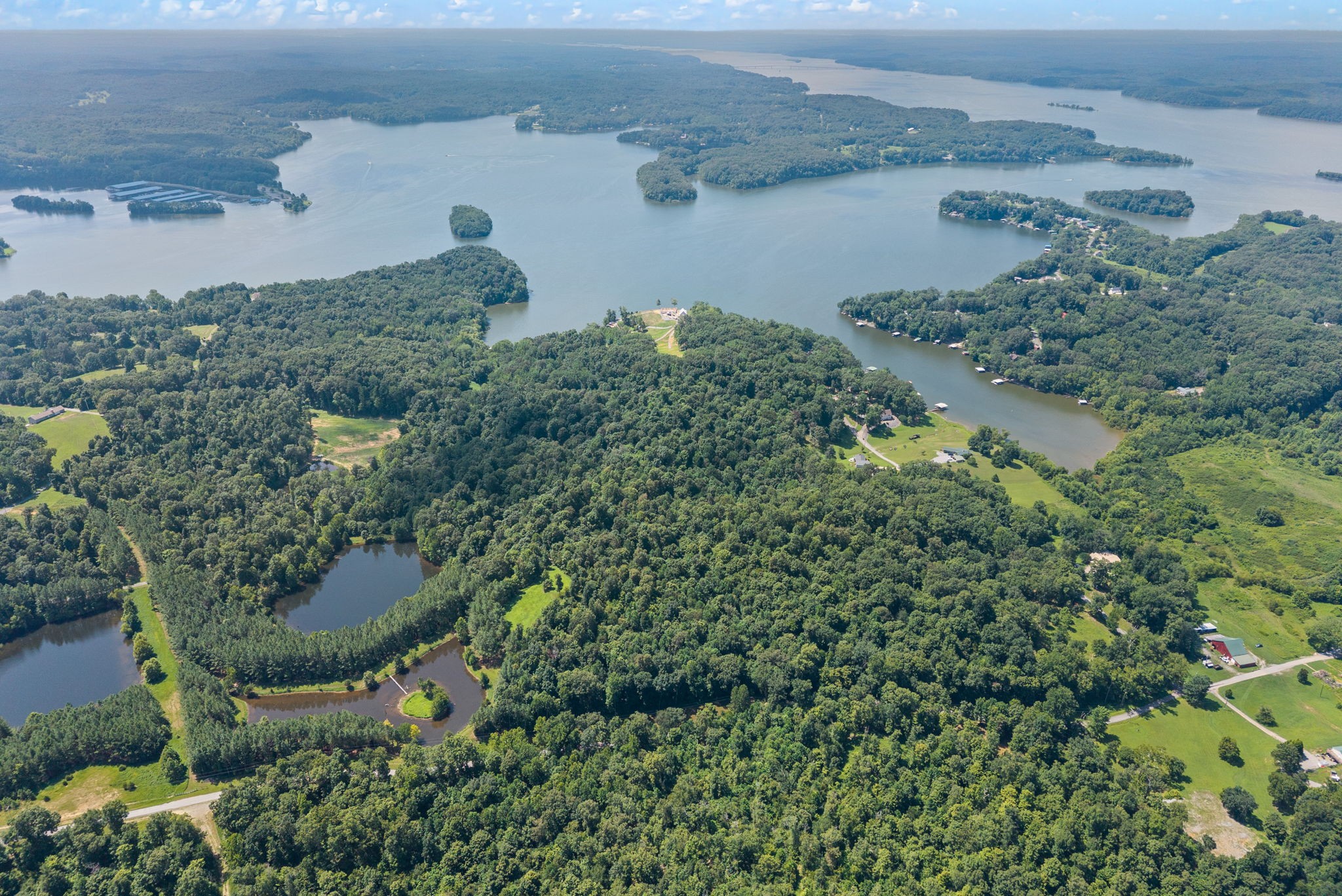 Cadiz, Kentucky, 42211, United States, 4 Bedrooms Bedrooms, ,3 BathroomsBathrooms,Residential,For Sale,1977115