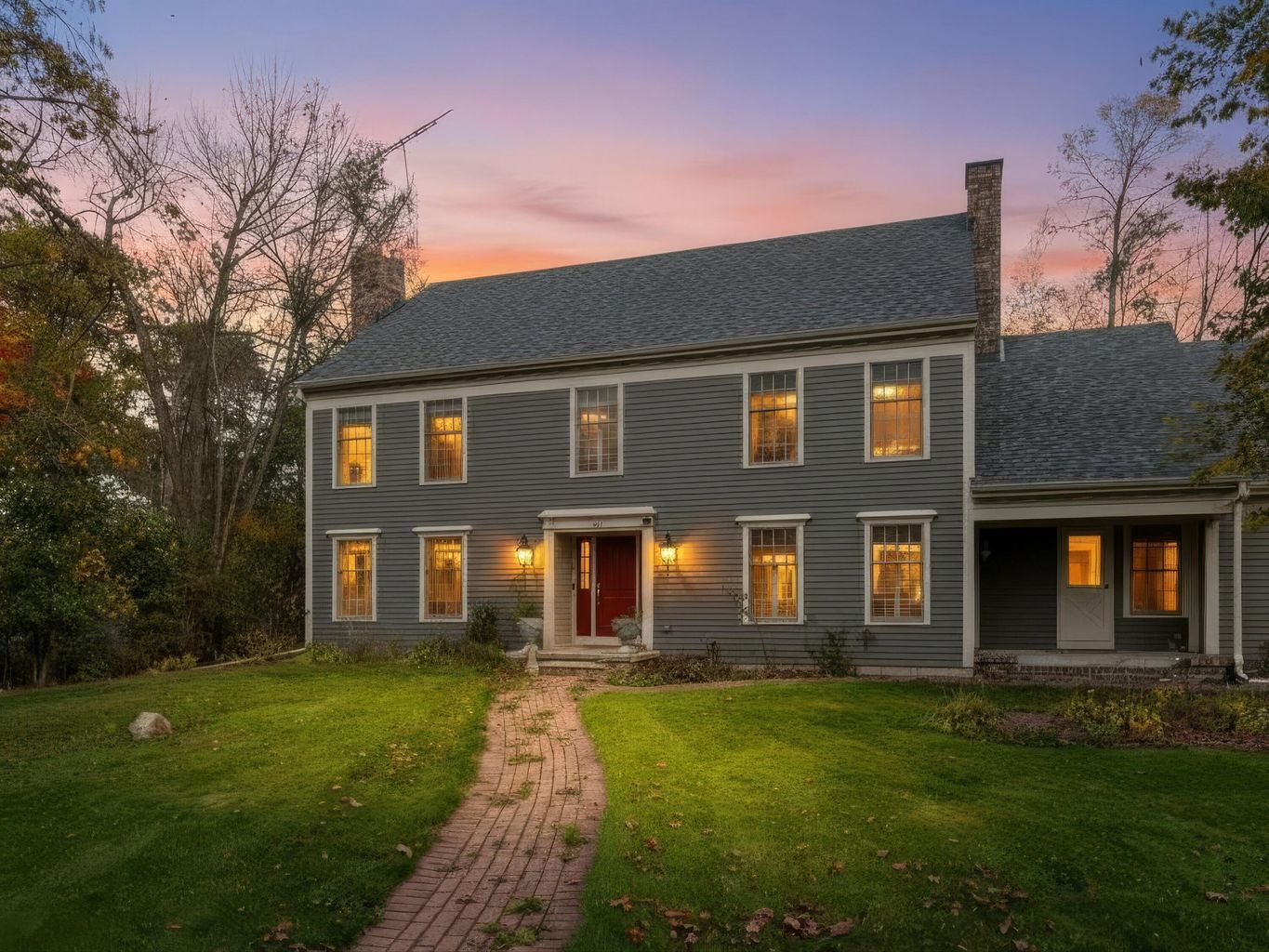 Manitowoc, Wisconsin, 54220, United States, 4 Bedrooms Bedrooms, ,4 BathroomsBathrooms,Residential,For Sale,1982773