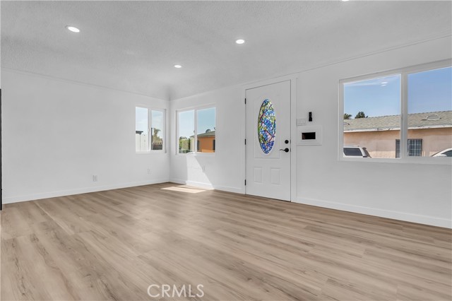 Lynwood, California, 90262, United States, 1 Bedroom Bedrooms, ,1 BathroomBathrooms,Residential,For Sale,1935434