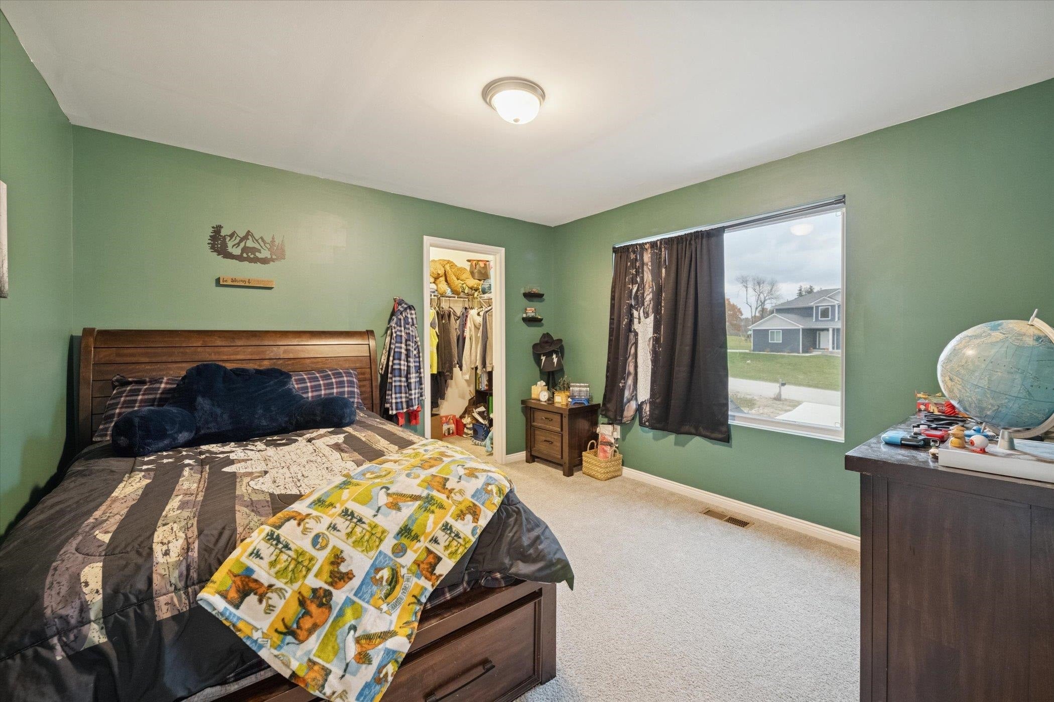 Ortonville, Michigan, 48462, United States, 5 Bedrooms Bedrooms, ,3 BathroomsBathrooms,Residential,For Sale,2008578