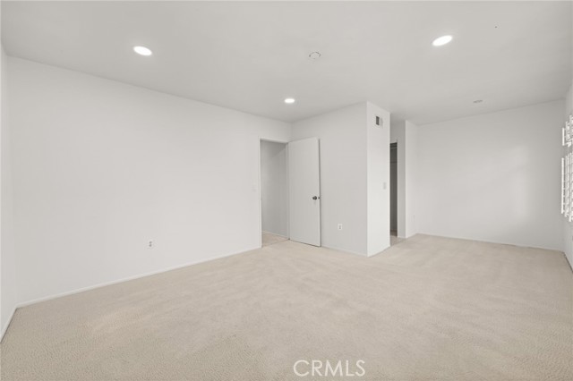 Huntington Beach, California, 92648, United States, 2 Bedrooms Bedrooms, ,2 BathroomsBathrooms,Residential,For Sale,1903026