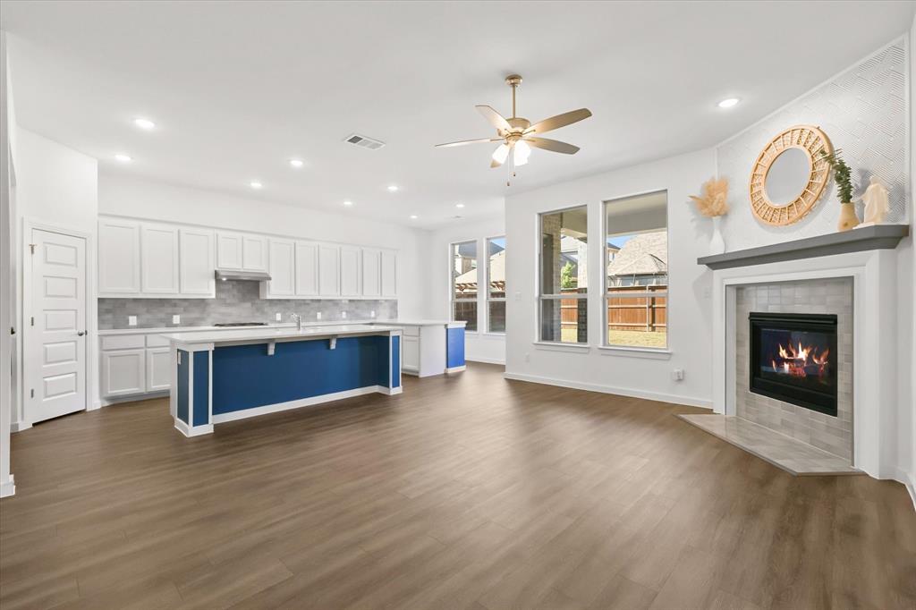 Wylie, Texas, 75098, United States, 4 Bedrooms Bedrooms, ,3 BathroomsBathrooms,Residential,For Sale,1987825