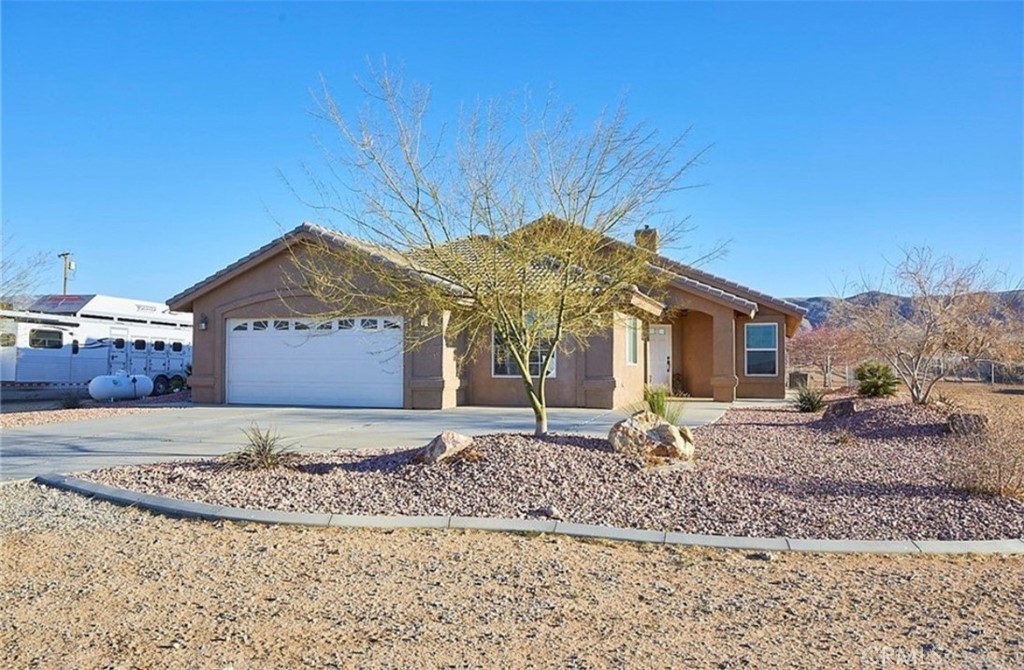 Apple Valley, California, 92308, United States, 3 Bedrooms Bedrooms, ,2 BathroomsBathrooms,Residential,For Sale,1752693
